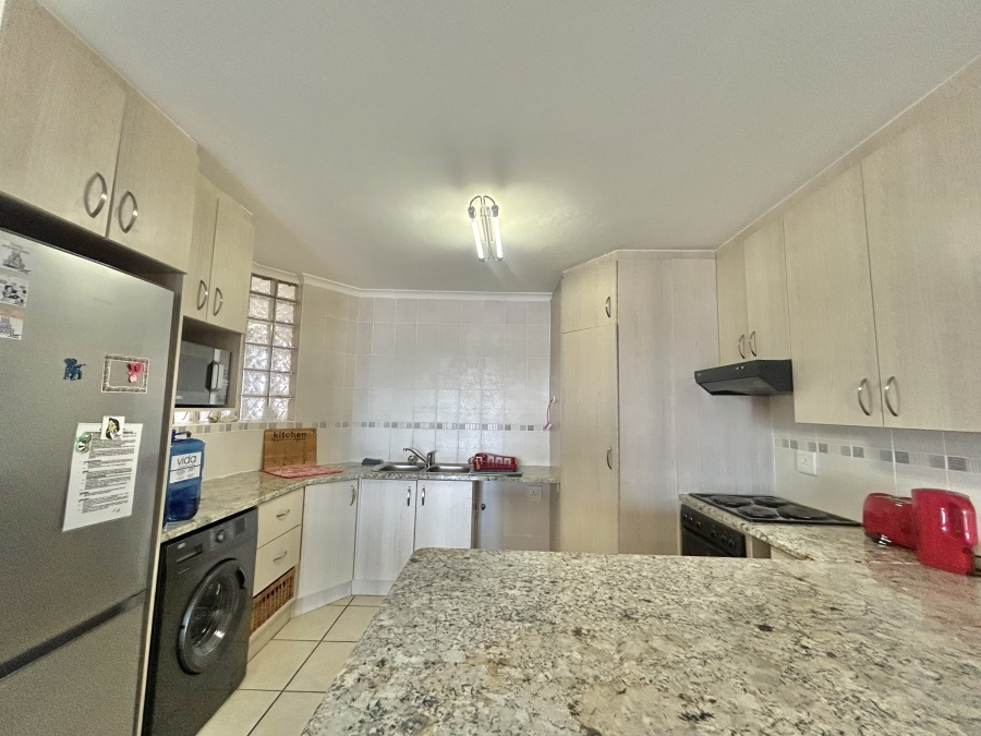 3 Bedroom Property for Sale in Kabeljauws Eastern Cape